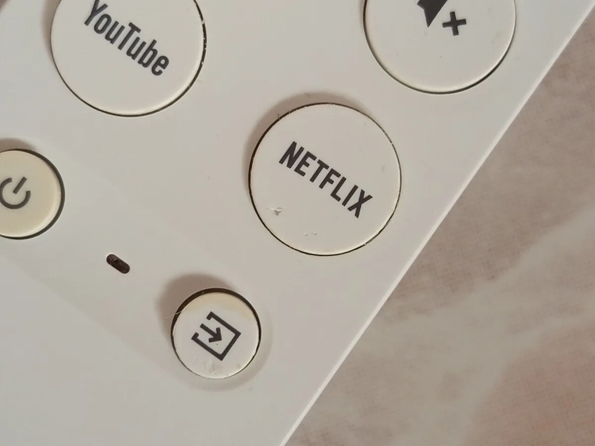 how to factory reset chromecast