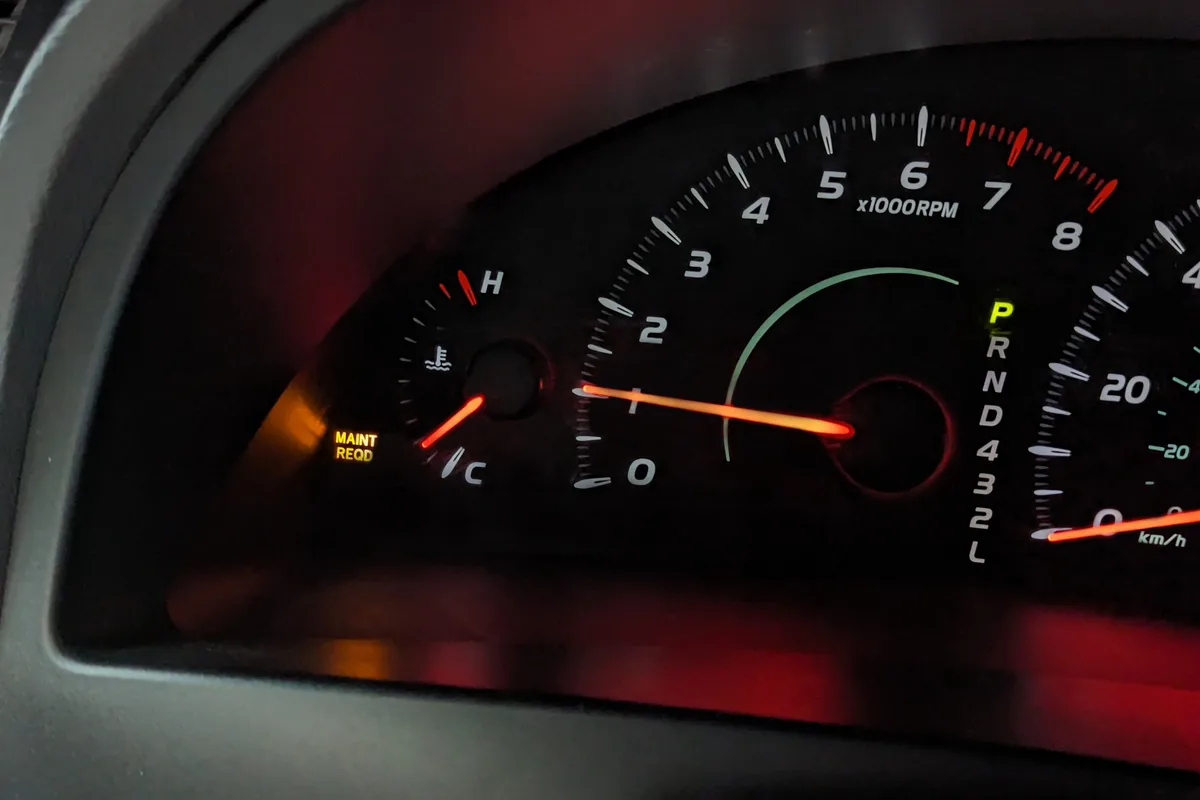 how to reset maintenance light on toyota camry